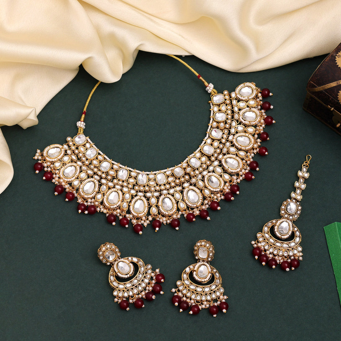 Kundan Necklace with Earrings &amp; Tikka - gold | Red