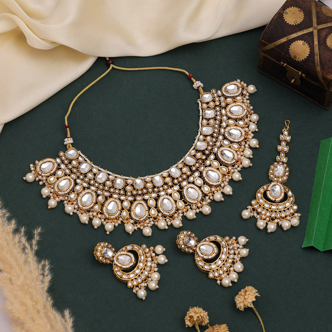 Kundan Necklace with Earrings &amp; Tikka - gold | Red
