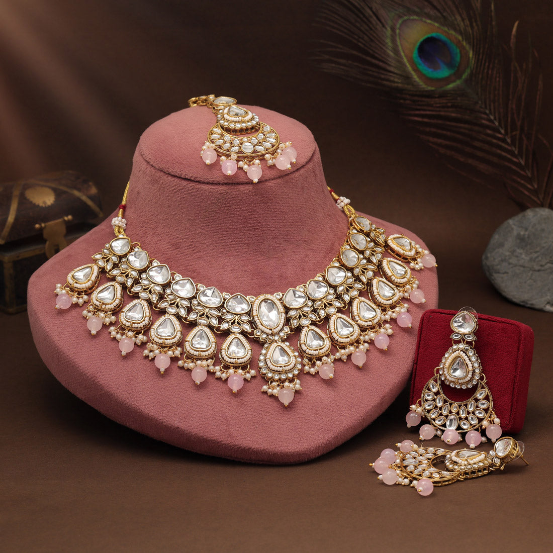 Kundan Necklace with Earrings &amp; Tikka - gold | Red