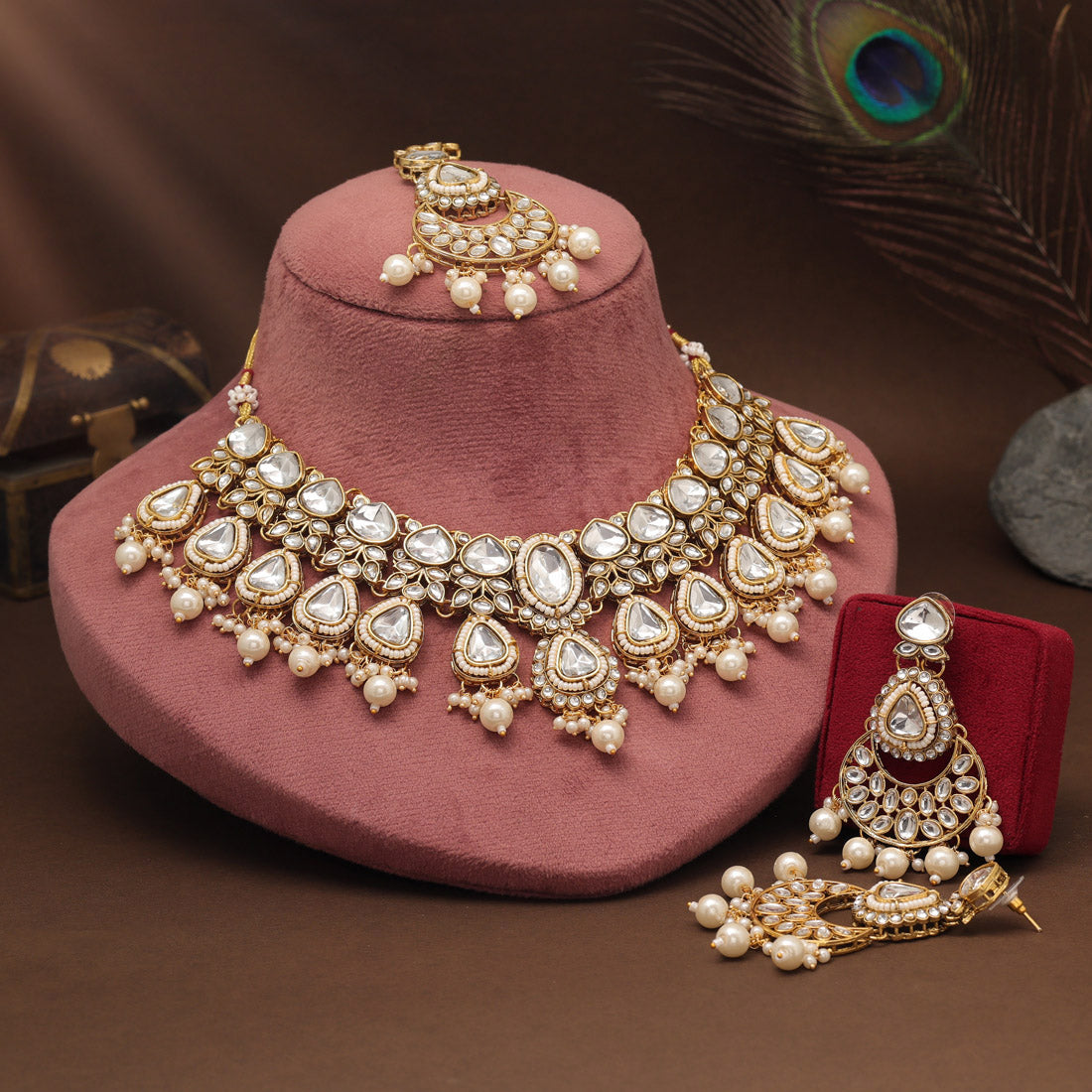 Kundan Necklace with Earrings &amp; Tikka - gold | Red