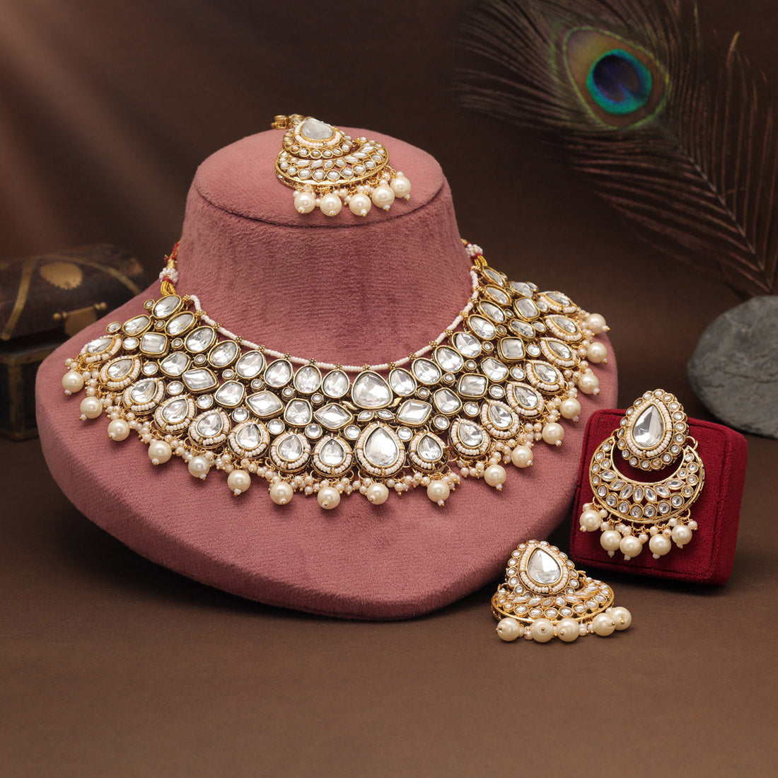 Kundan Necklace with Earrings &amp; Tikka - gold | Red