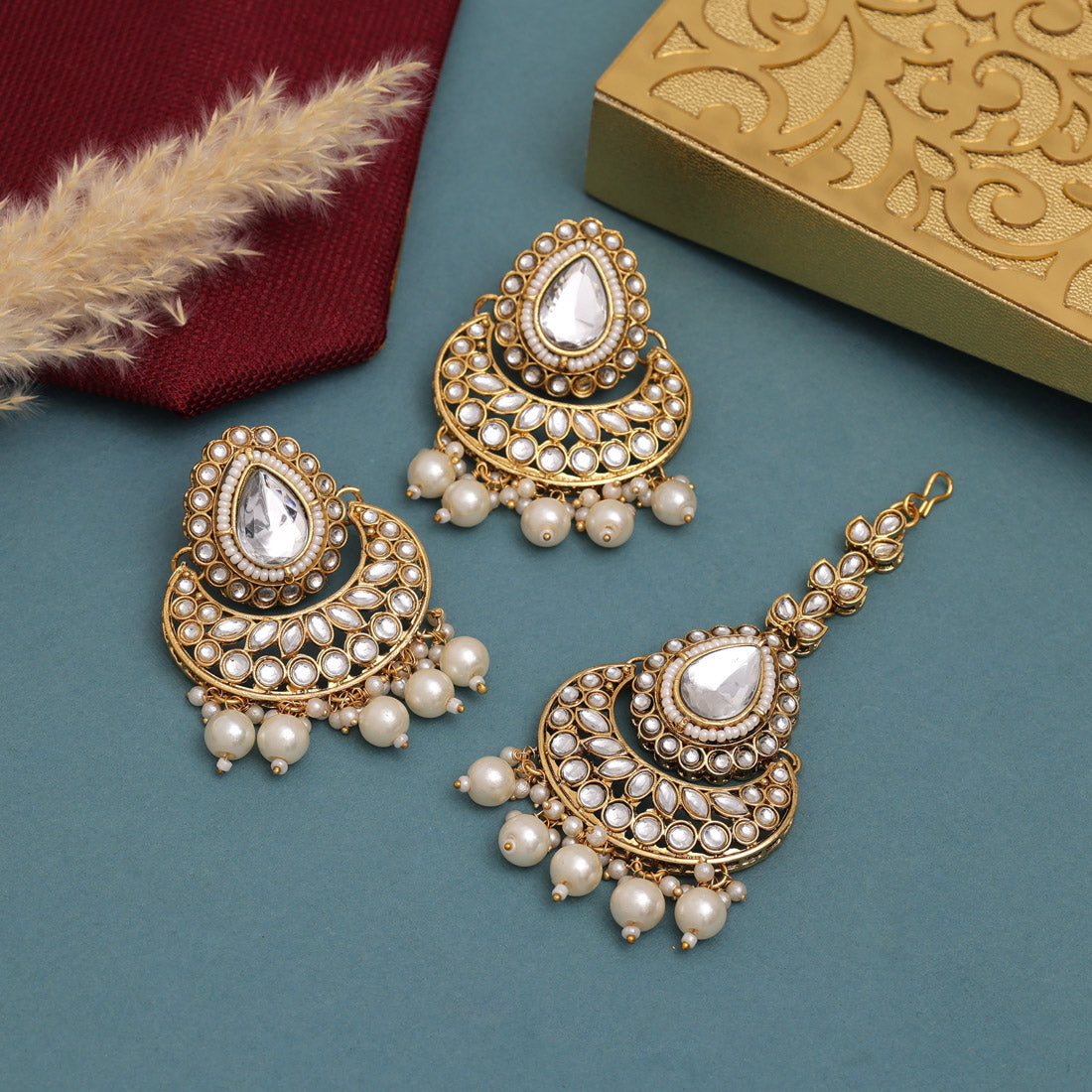 Kundan Necklace with Earrings &amp; Tikka - gold | Red