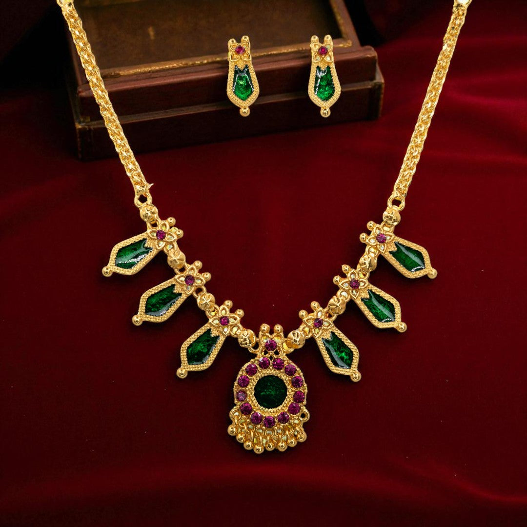 Trendy Kerala Palakka Necklace - gold | green