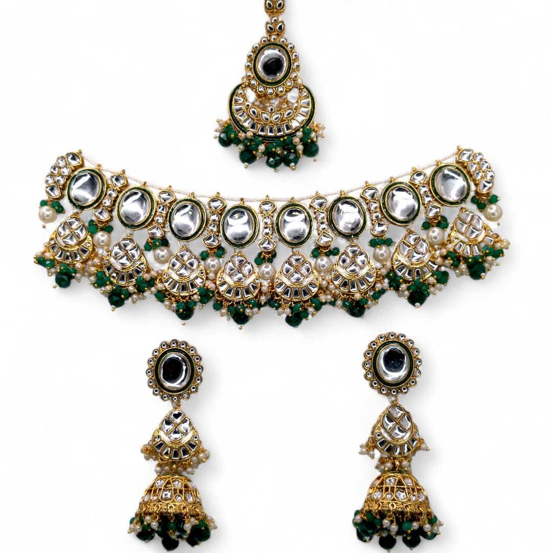 Kundan Choker Halskette mit Ohrringe & Tikka - gold | grün
