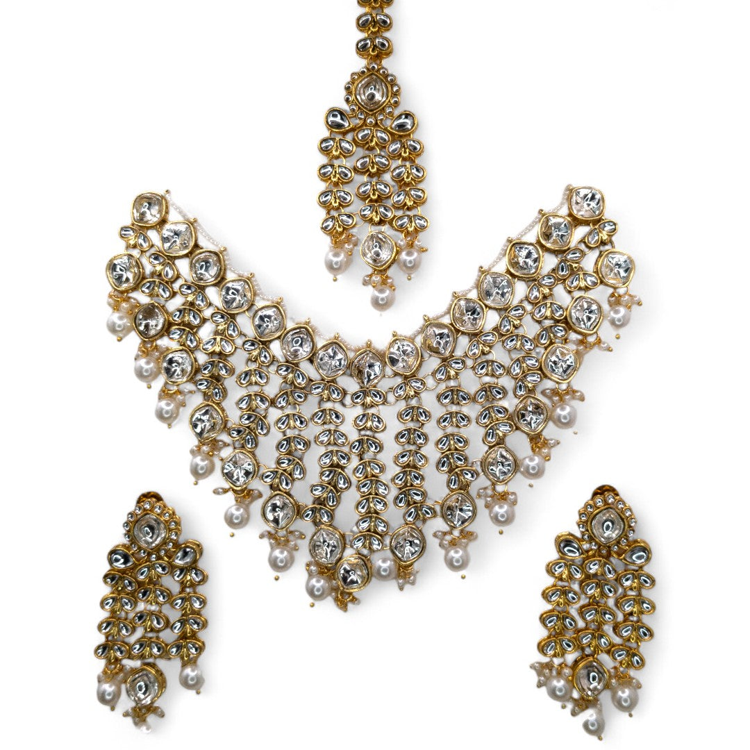 Kundan Choker Halskette mit Ohrringe & Tikka - gold | weiß