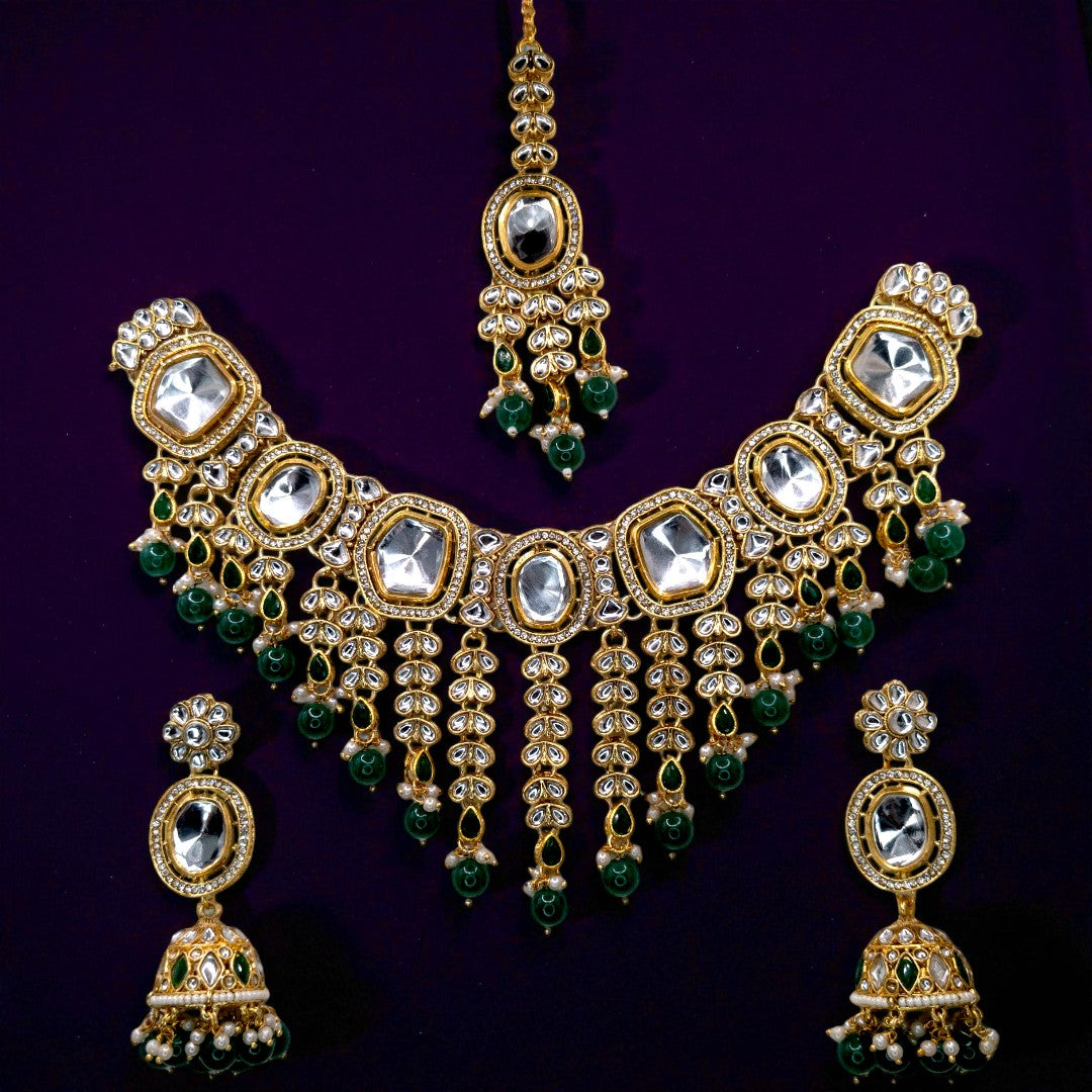 Kundan Halskette mit Ohrringe & Tikka - gold | grün