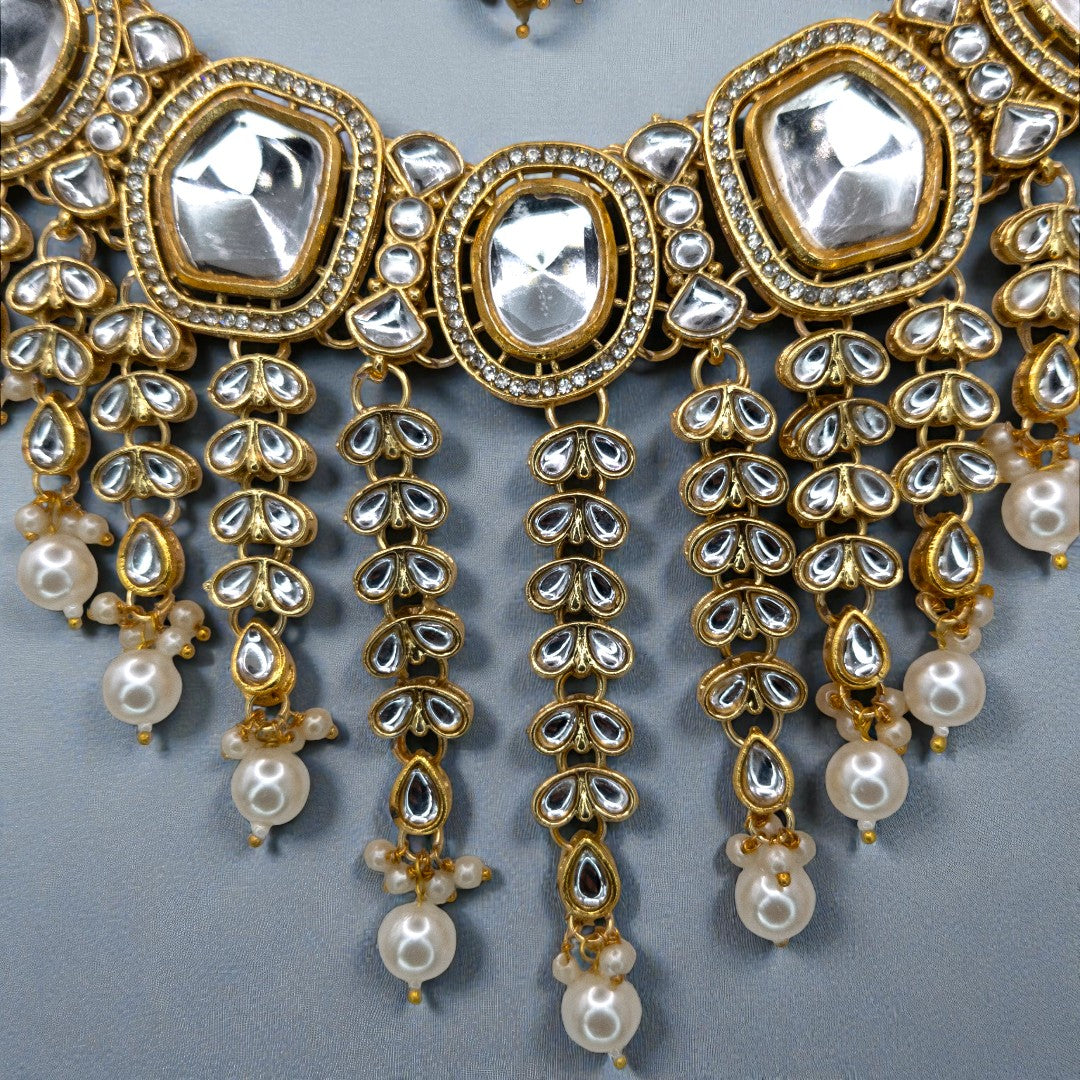 Kundan Halskette mit Ohrringe & Tikka - gold | weiß