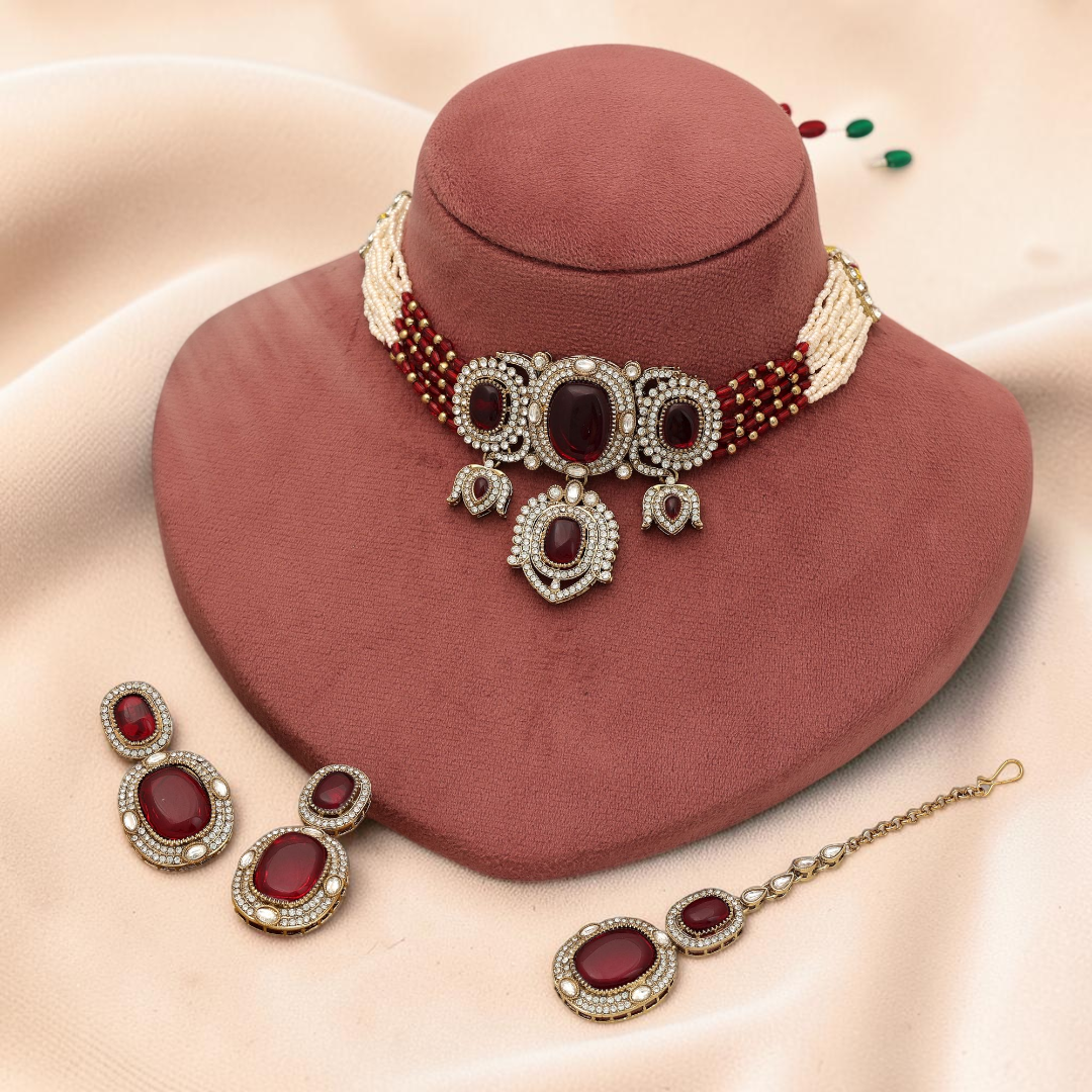 Kundan Necklace with Earrings &amp; Tikka - gold | white