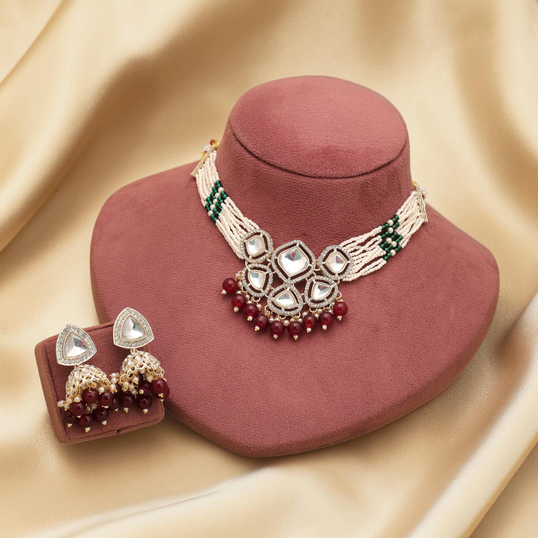 Kundan Halskette mit Ohrringe & Tikka - gold | Maroon