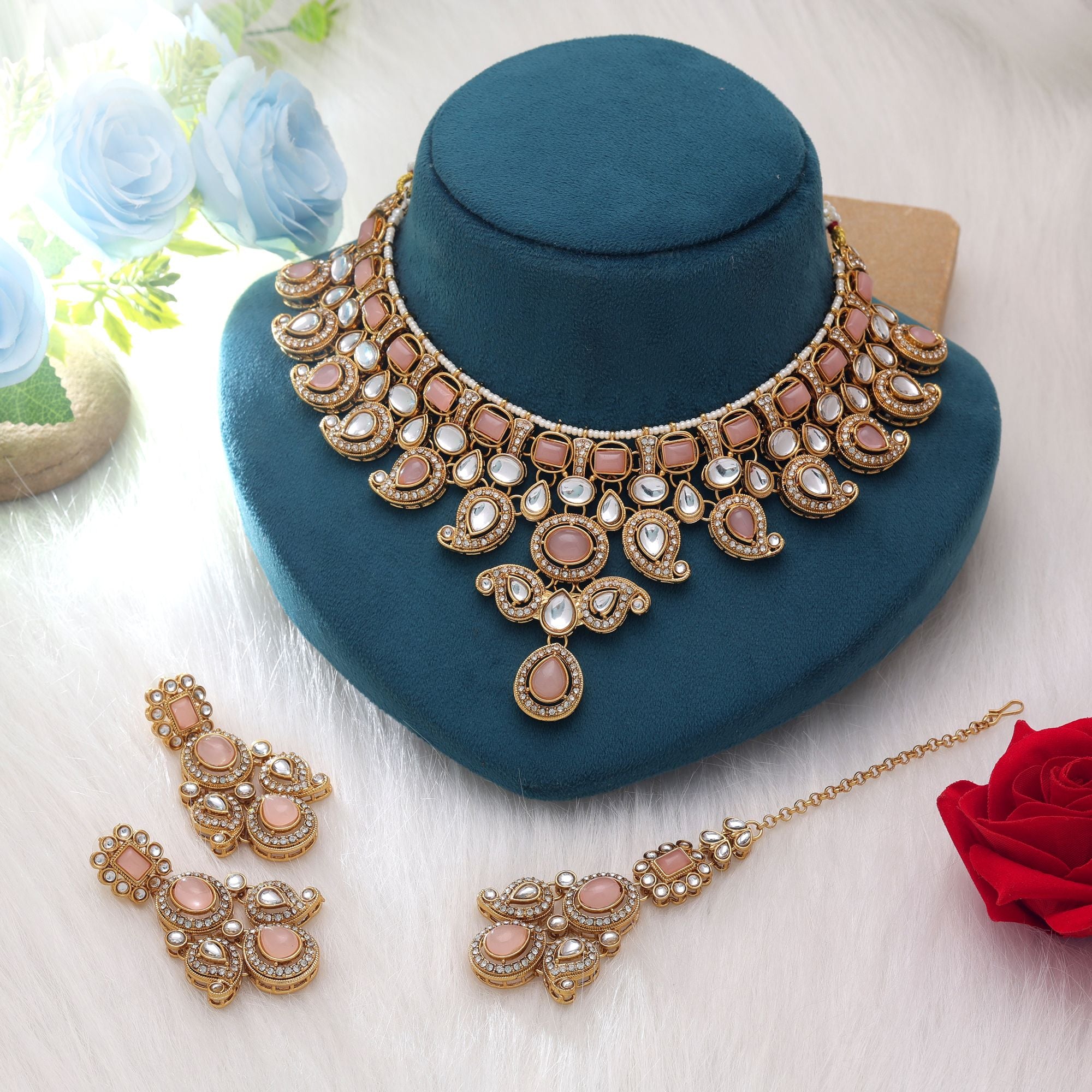 Kundan Halskette mit Ohrringe & Tikka - gold | Pink