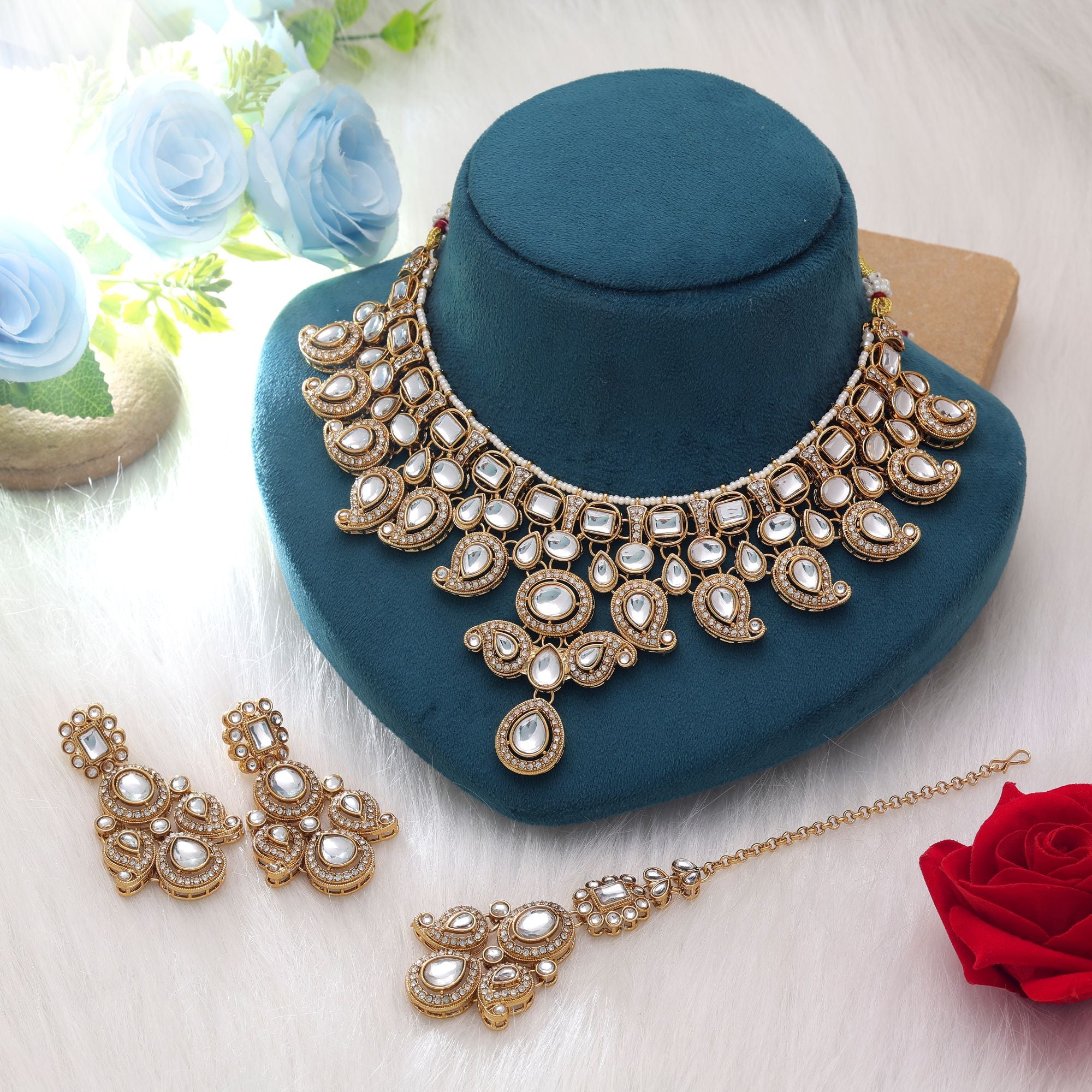 Kundan Necklace with Earrings &amp; Tikka - gold | white