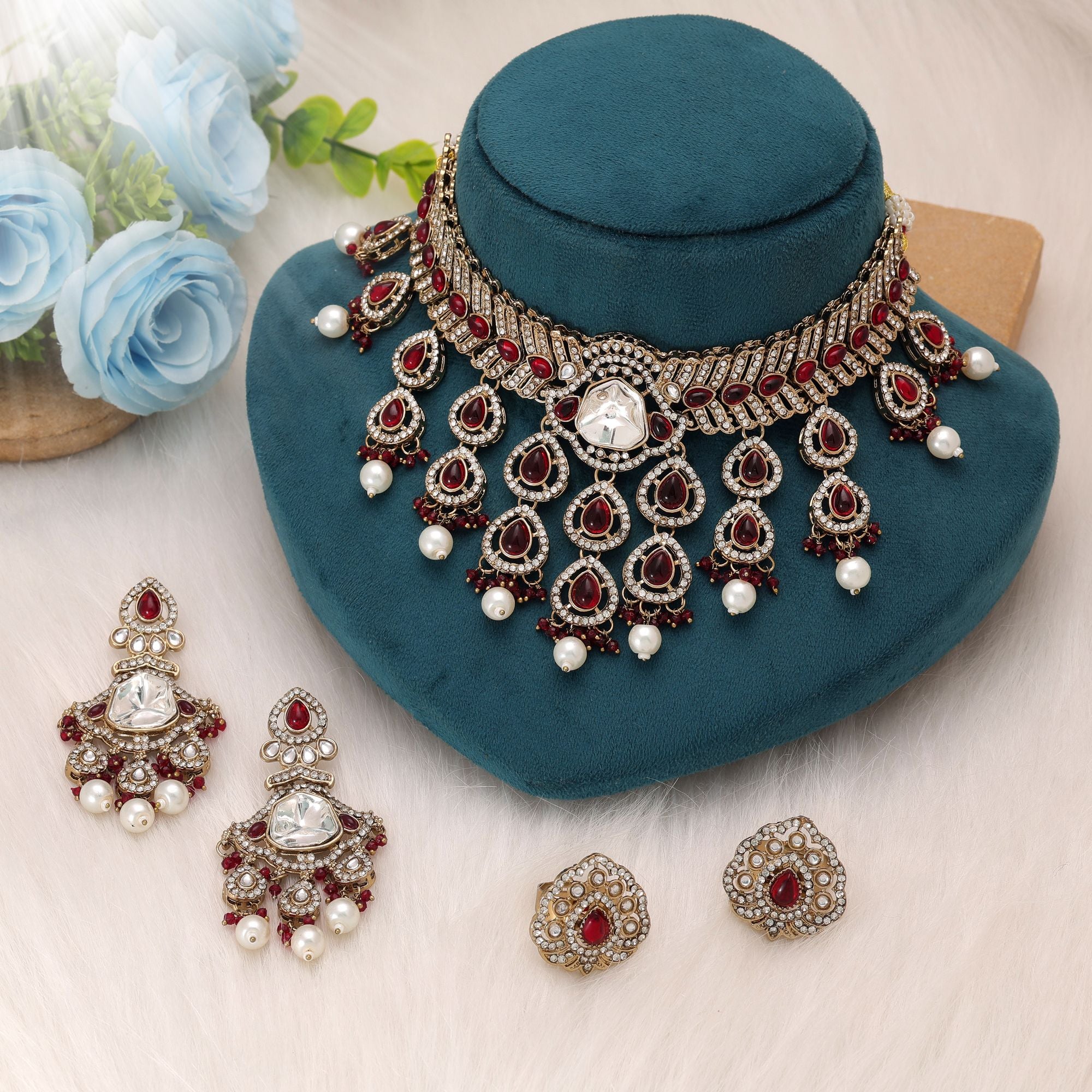 Kundan Halsketten-Set in Rot mit Rani-Haar-Design – Authentischer indischer Brautschmuck