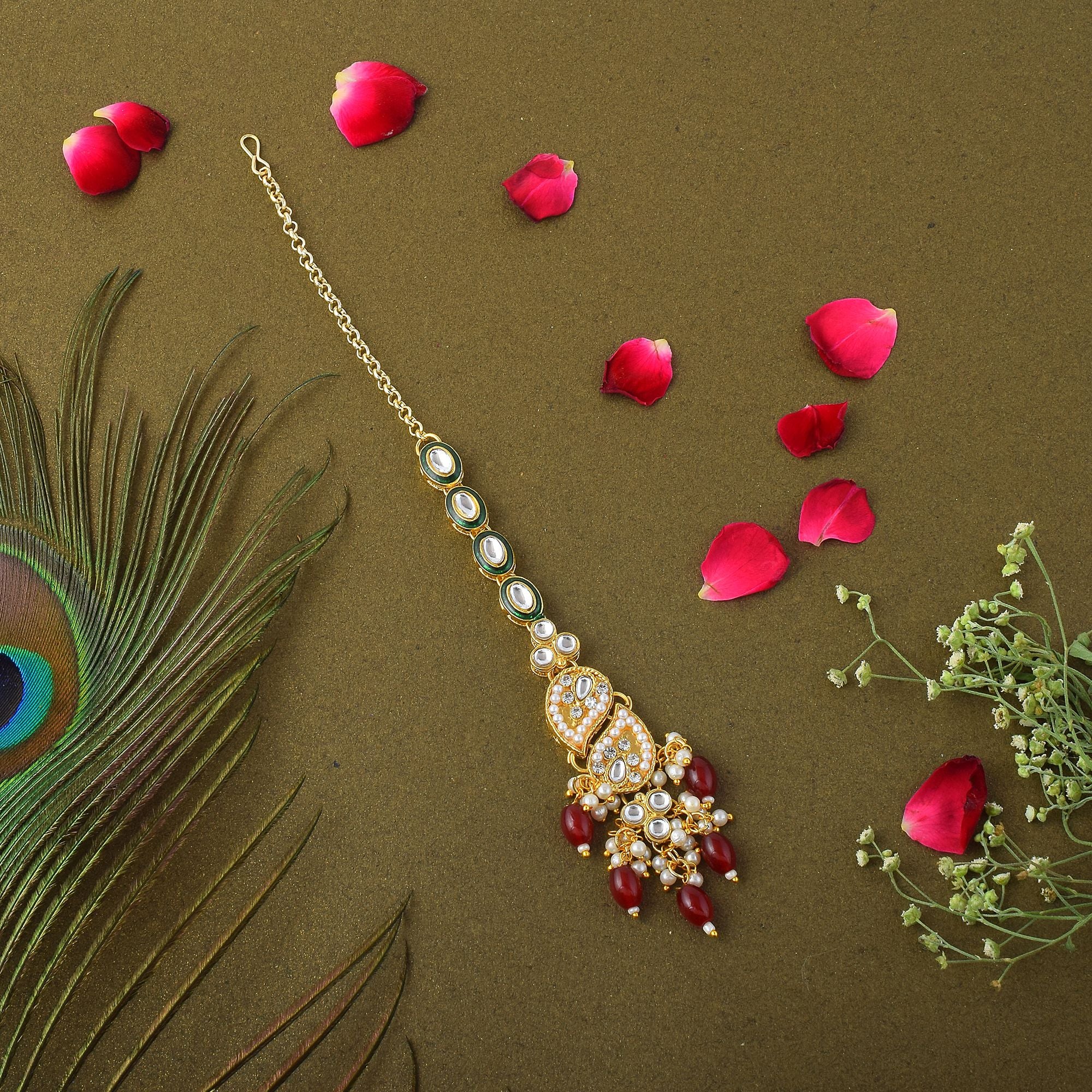 Kundan Maang Tikka - gold| maroon