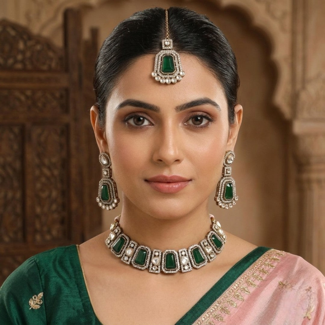 Kundan Halskette mit Ohrringe & Tikka - gold |  grün