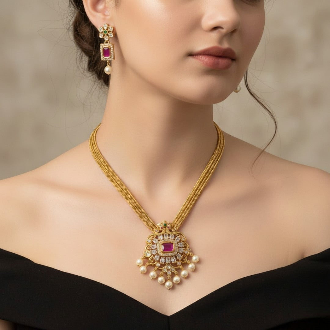 Trendy Halskette mit Ohrringe - gold | Magenta