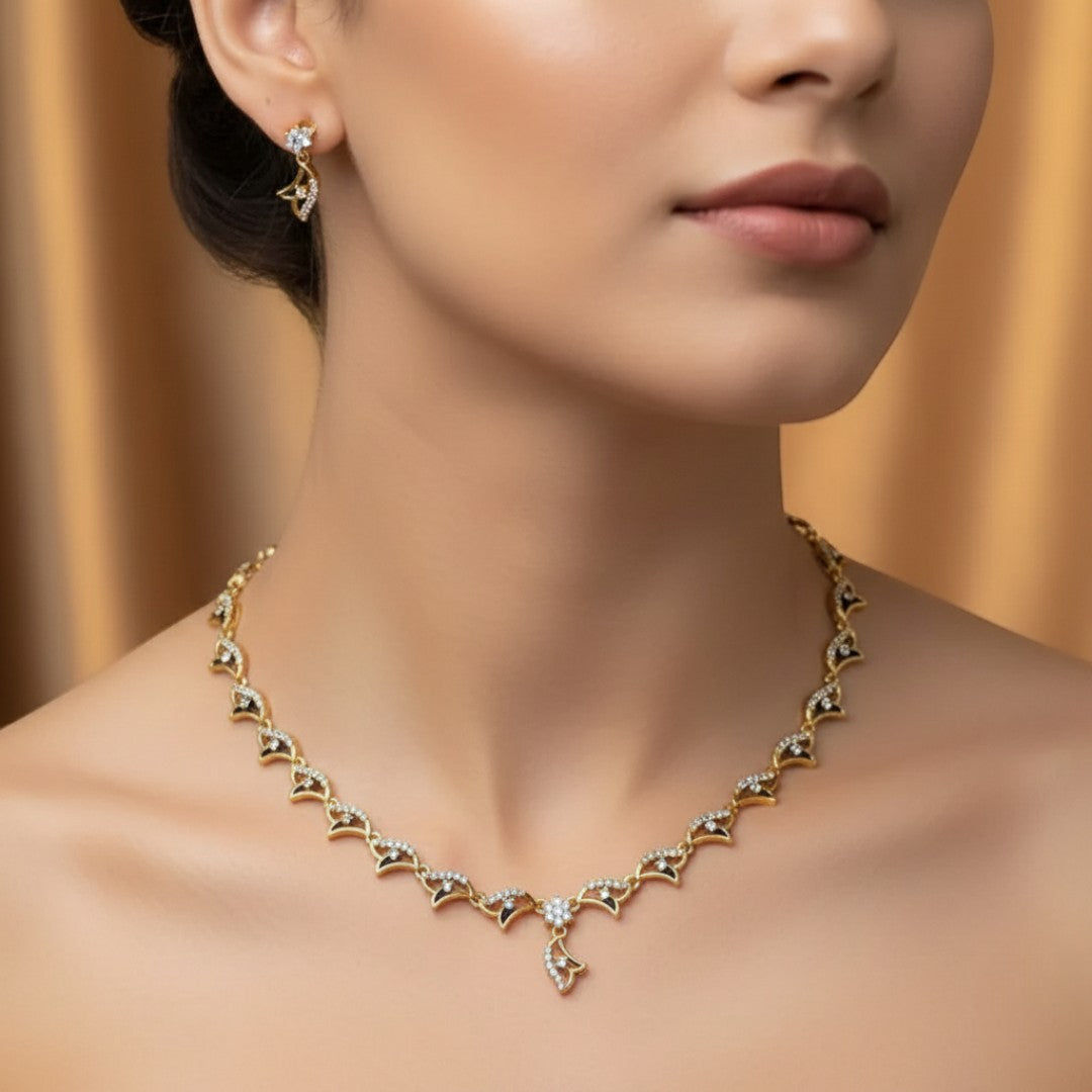 Trendy Halskette mit Ohrringe - gold | weiß