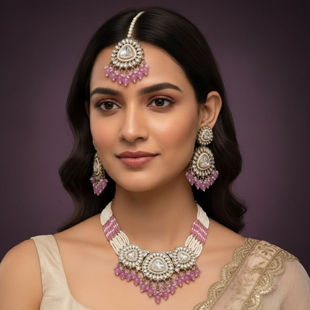 Kundan Halskette mit Ohrringe & Tikka - gold |  lavendel