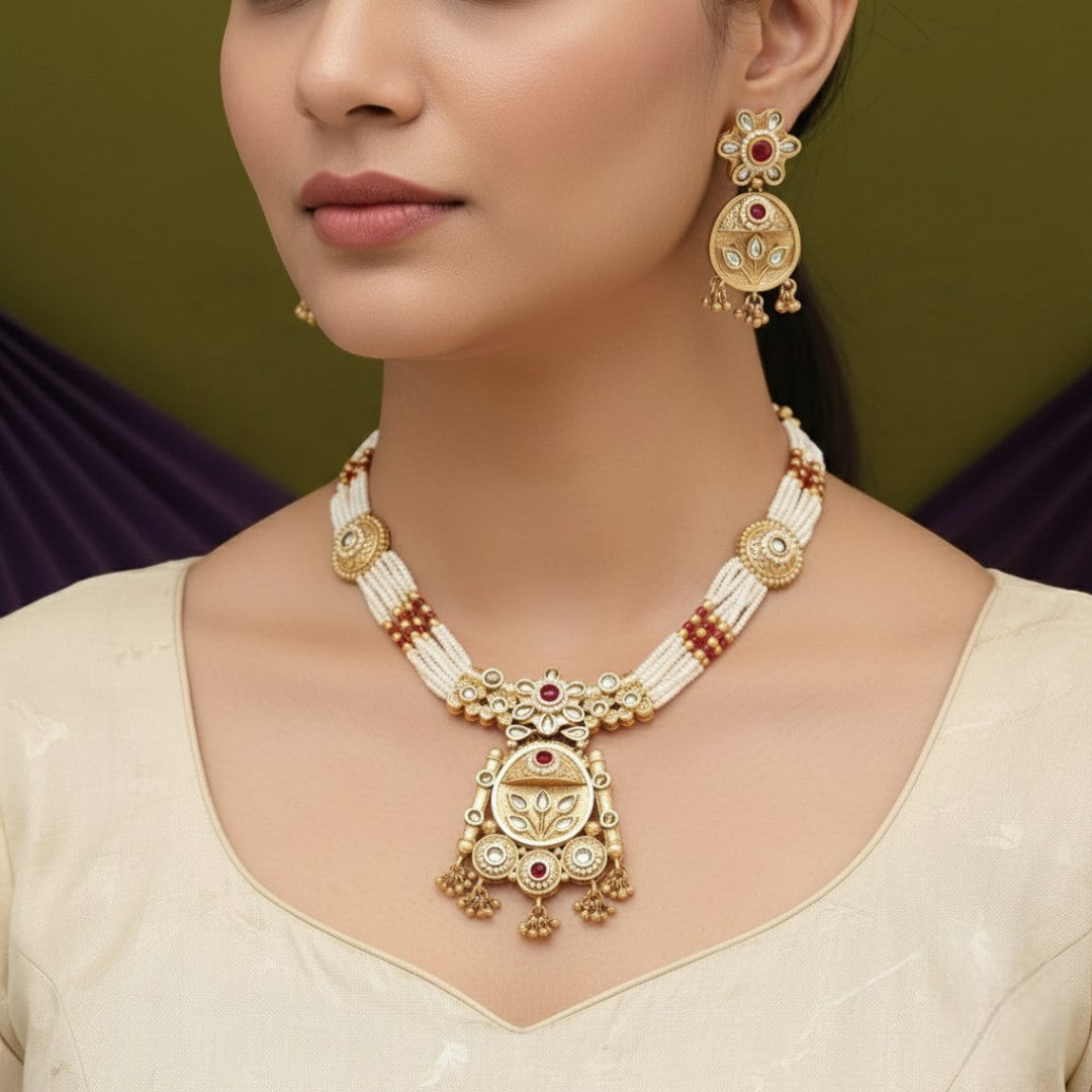 Kundan Antique Halskette mit Ohrringe - gold | weiß