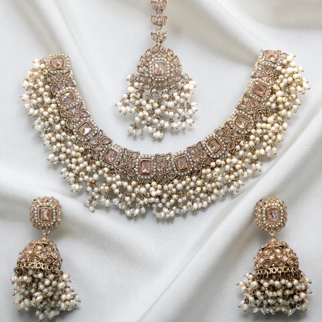 Polki Halskette mit Ohrringe & Tikka - gold