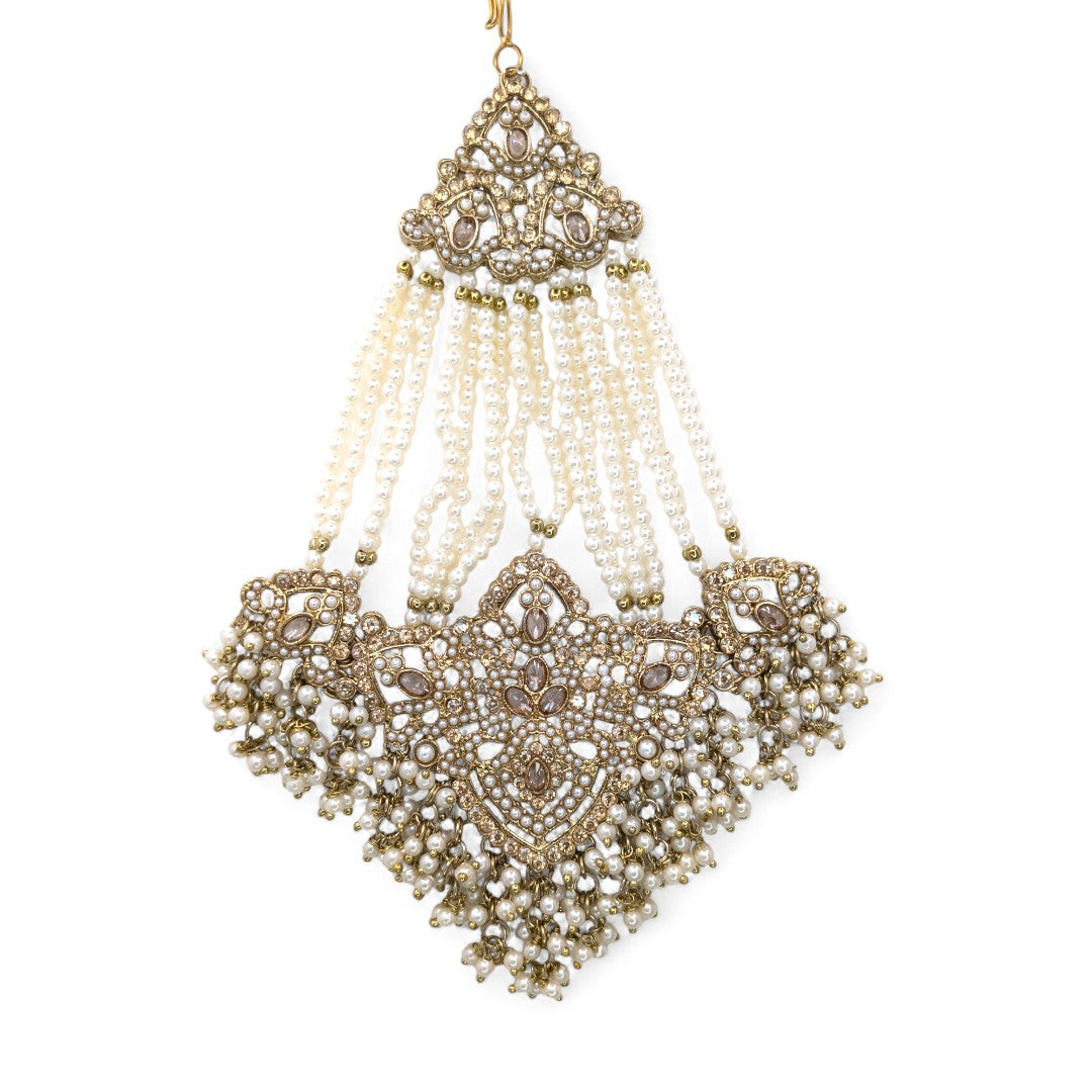 Necklace with Earrings &amp; Tikka - gold