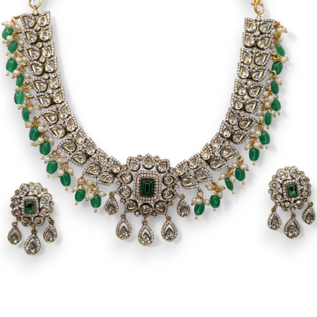 Temple Necklace with Earrings - gold | green