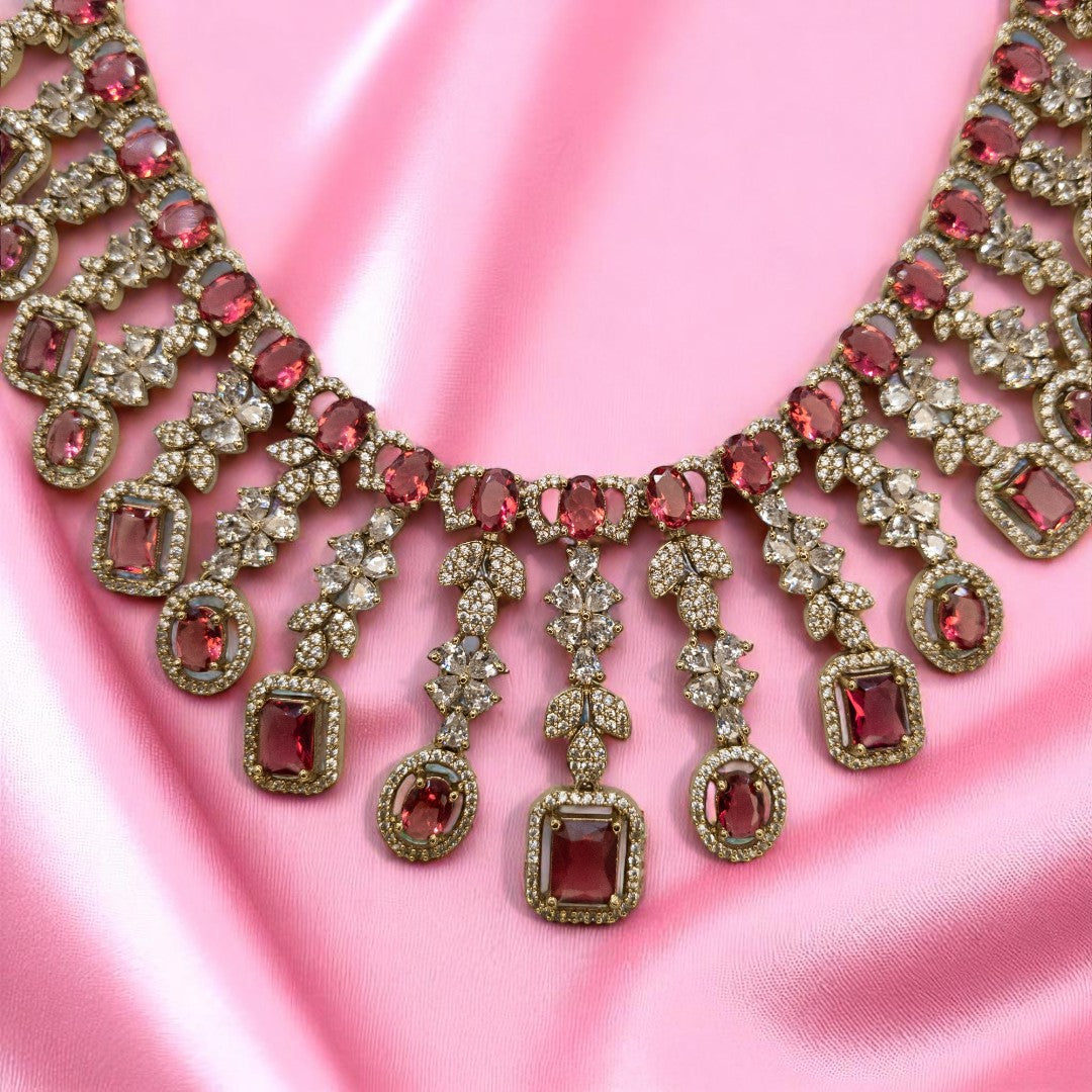 Temple Necklace with Earrings - gold | green