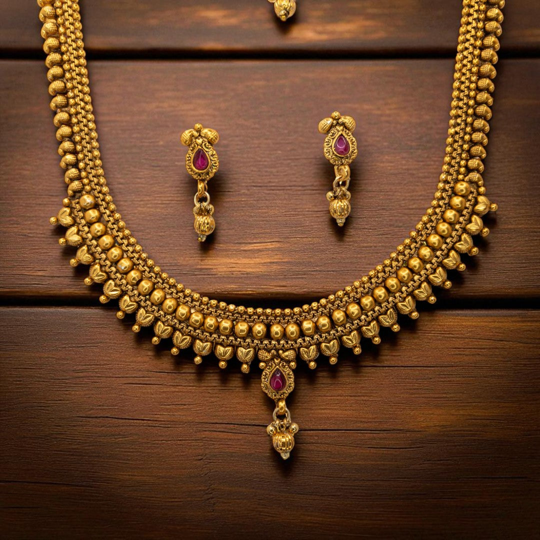 Hals- und Lange Kette mit Ohrringe Set - Mattgold | Combo Set