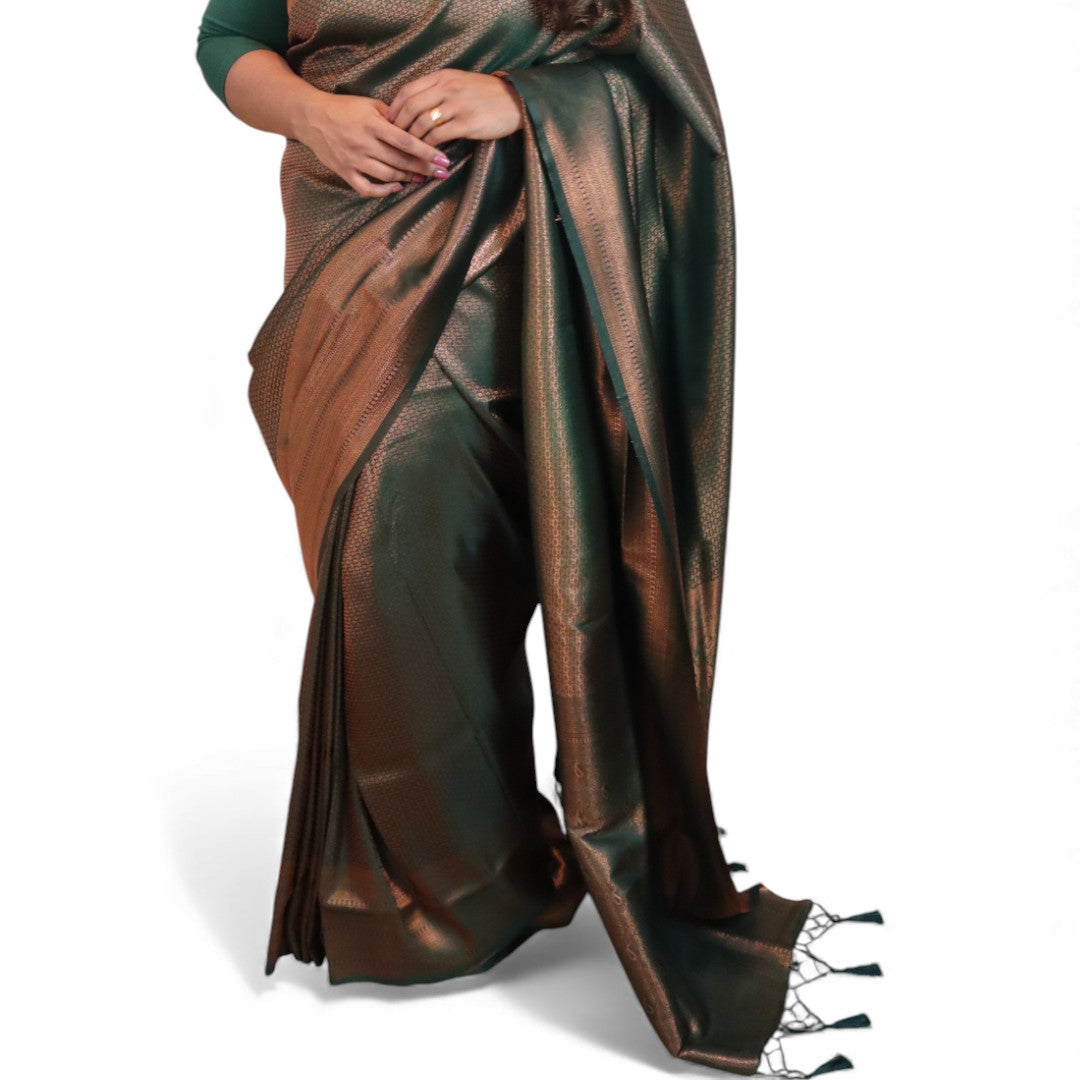 Soft Silk Saree – Hochwertige Handloom-Seide | Premium Weiche Seide Sari | dunkel grün