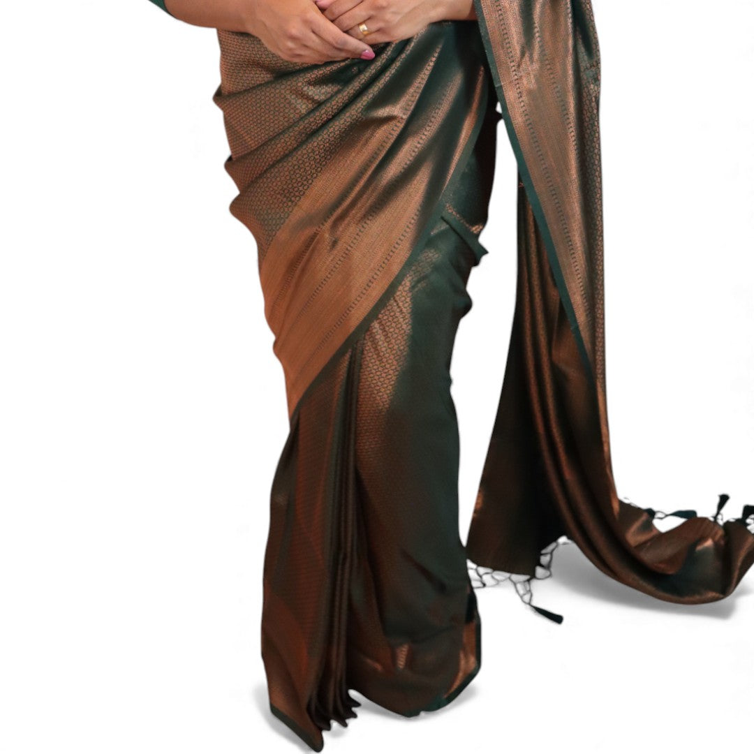 Soft Silk Saree – Hochwertige Handloom-Seide | Premium Weiche Seide Sari | dunkel grün