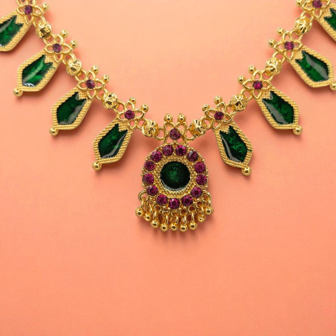 Trendy Kerala Palakka Necklace - gold | green