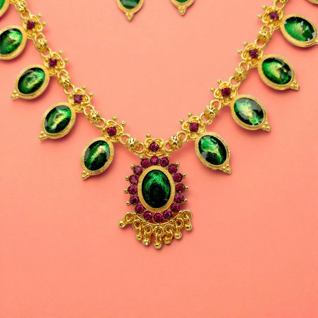 Trendy Kerala Palakka Necklace - gold | green