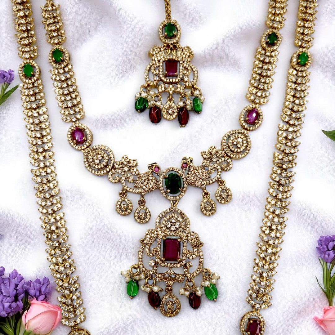 Victorian Halskette mit Lange Kette Ohrringe und Tikka - gold | grün, magenta- Combo set