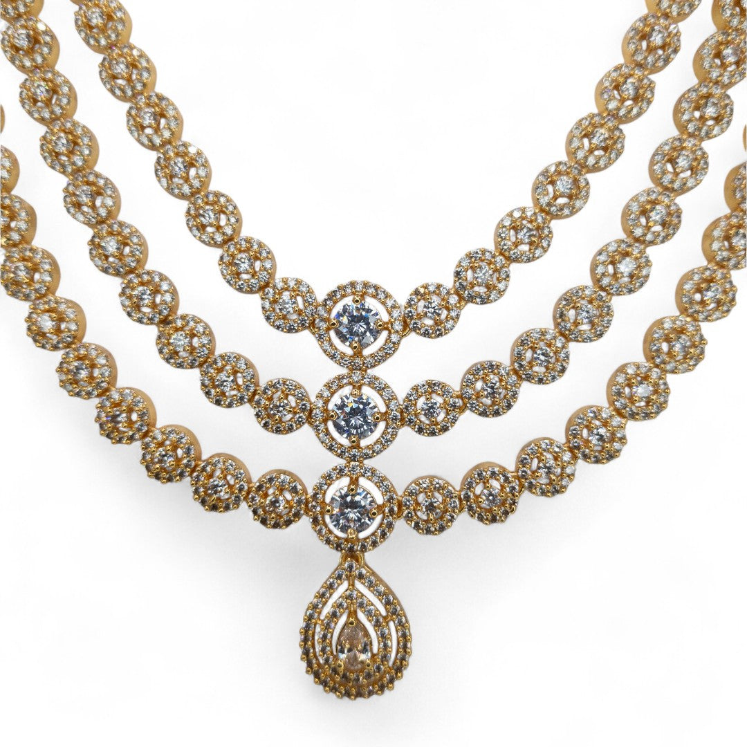 Victorian Layered Halskette mit passenden Ohrringen - gold | weiß